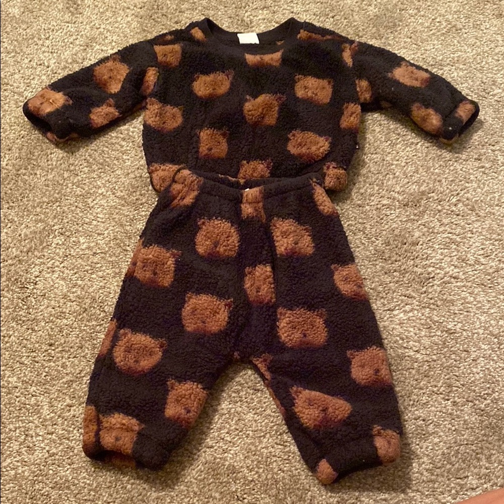 Brannan Bear Fleece Winter Set